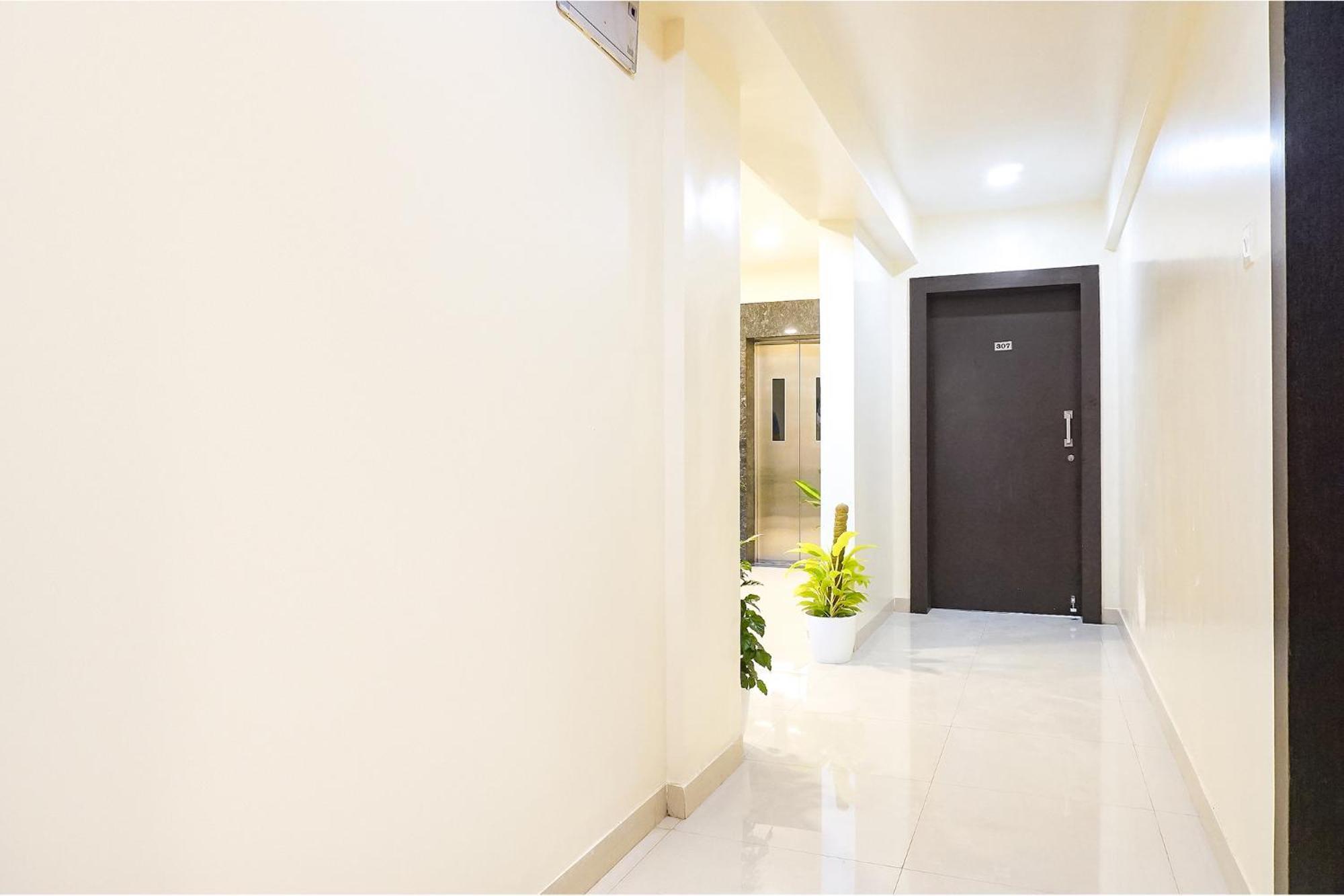 Fabhotel Majestic Luxurious - Nr Rajaram Bhiku Pathare Stadium Пюн Екстериор снимка