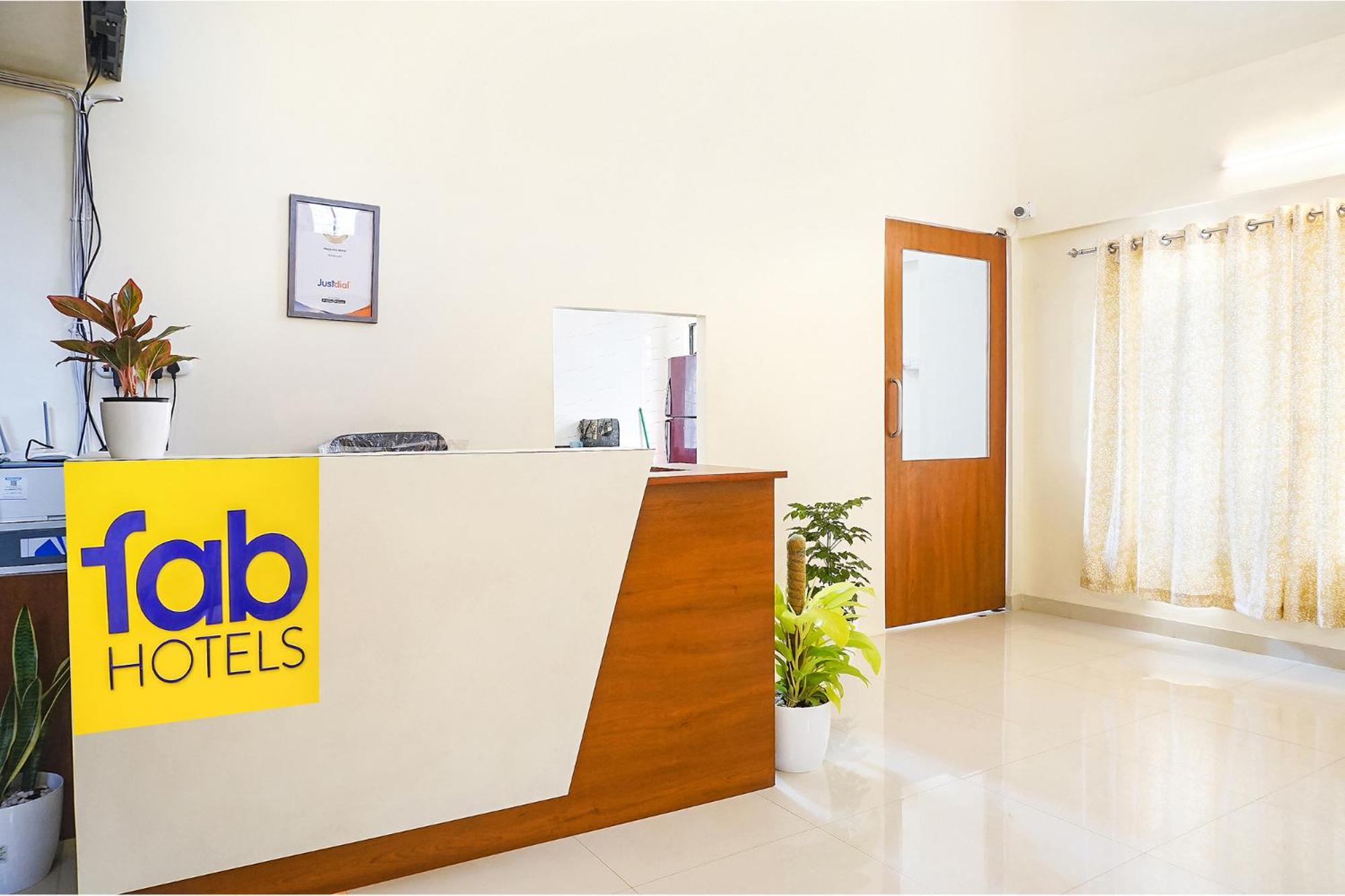 Fabhotel Majestic Luxurious - Nr Rajaram Bhiku Pathare Stadium Пюн Екстериор снимка