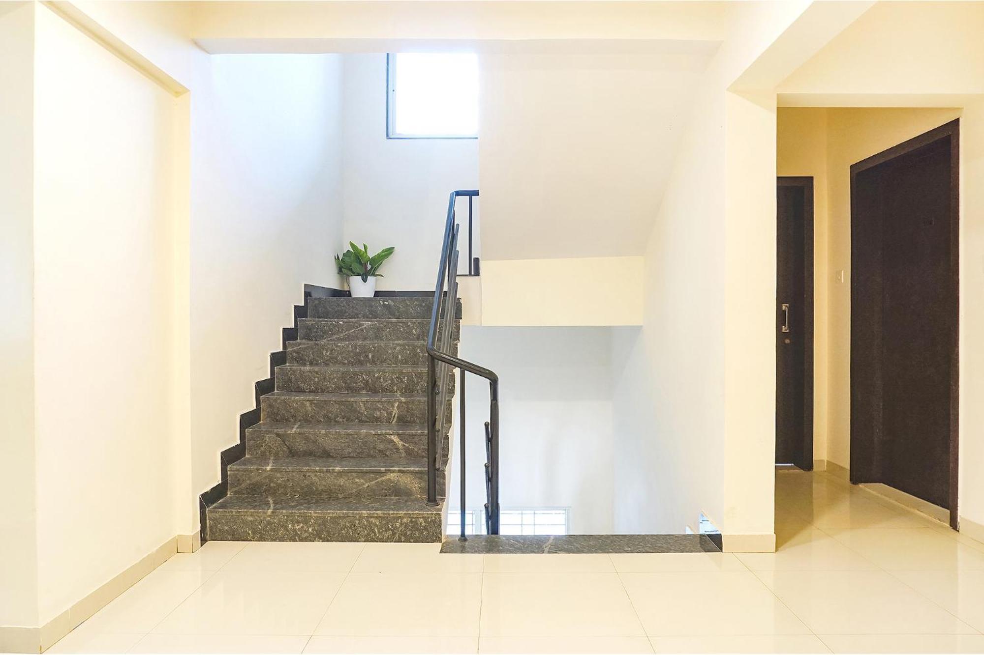 Fabhotel Majestic Luxurious - Nr Rajaram Bhiku Pathare Stadium Пюн Екстериор снимка